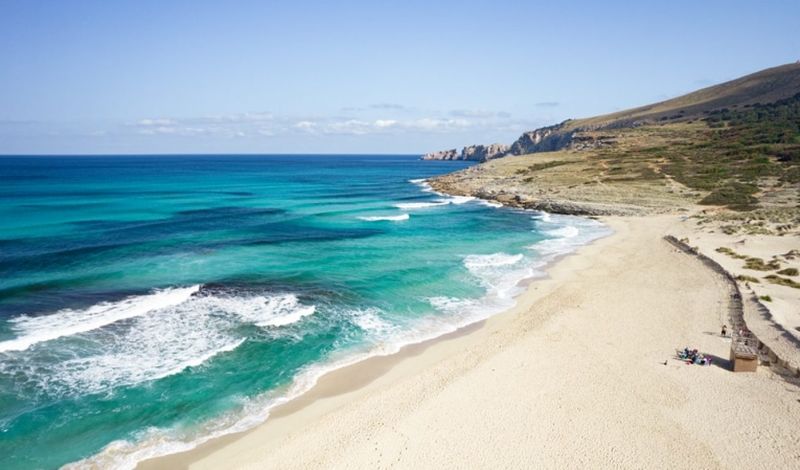 Cala Mesquida: Un encantador rincón de Mallorca Cala Mesquida